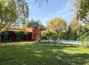 Casa · 122m² · 3 Dormitorios · 1 Cochera · Casa en Alquiler en El Barrio San Isidro Labrador, Villanueva, Tigre.