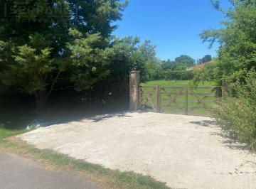 Terreno · 730m² · Venta. Lote 730 m. con Mejoras. Barrio Parque Sakura