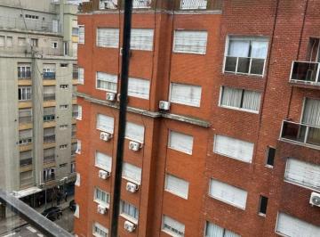 Departamento · 50m² · 3 Ambientes · Departamento 3 Amb a La Calle. Zona Centro