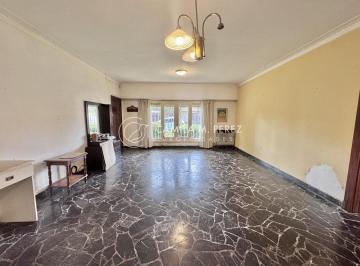 PH · 115m² · 4 Ambientes · 1 Cochera · Casa en Parque Luro