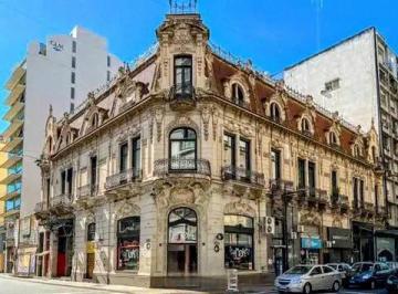 Local comercial · 110m² · Alquiler - Local - Gran Esquina Comercial