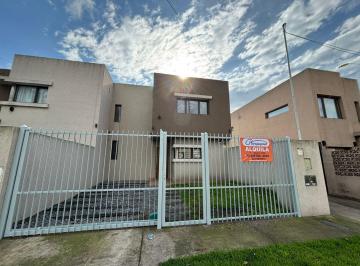 Casa · 110m² · 3 Ambientes · 1 Cochera · Duplex 3 Ambientes Nuevos a Estrenar en Paso y Chaco