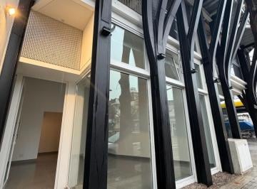 Local comercial · 40m² · 2 Ambientes · Local en Nuestra Señora de Lourdes