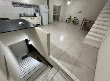 Casa · 252m² · 2 Ambientes · 1 Cochera · Casa en Chilavert