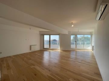 Departamento · 138m² · 3 Ambientes · 1 Cochera · Venta Departamento 2 Dorm. Piso Exclusivo - Barrio Martin
