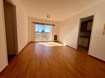 Departamento · 44m² · 2 Ambientes · 1 Cochera · Departamento en Alquiler - San Isidro - Centro, 2 Ambientes con Cochera.