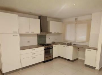 Departamento de 4 ambientes, Neuquén · Departamento en Alquiler con Dos Cocheras. Mendoza 69. Neuquén Capital