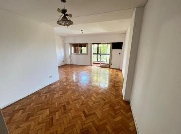ARI-ARI-3015_2 · Imperdible 4 Ambientes con Balcón en Colegiales