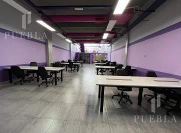Oficina comercial · 530m² · Local Mas Oficina en Alquiler - Parque Patricios, Distrito Tecnológico