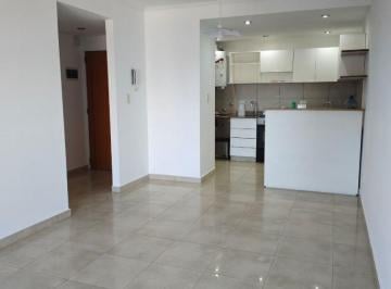 Departamento de 3 ambientes, Liniers · Semi Piso 3 Amb Balcon Frente
