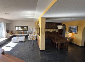 Departamento · 220m² · 4 Ambientes · Alquiler de Departamento 4 Ambientes Amoblado en Palermo Chico