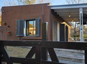 Casa de 2 ambientes, Tanti · Casa Amueblada en Tanti, Construcción Moderna, La Mejor Ubicación, con Gas de Re