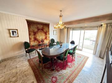 Departamento · 93m² · 5 Ambientes · 1 Cochera · 4 Ambientes Amplios con Balcón, Cochera y 2 Bauleras