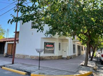 Casa de 2 ambientes, Dorrego · Emada Vende Duplex Ubicado en Dorrego Excelene Ubicación
