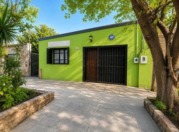 Casa · 120m² · 4 Ambientes · Se Vende Casa en Barrio Candioti Norte