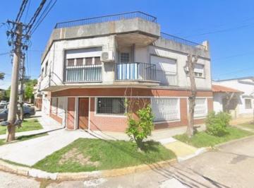 PH · 121m² · 3 Ambientes · 1 Cochera · PH Casa 3 Ambientes Jardin Garage 2 Baños 2 Dorm.