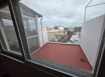 Departamento de 1 ambiente, Floresta · Venta en Floresta, Depto. 2 Amb con Terraza Propia