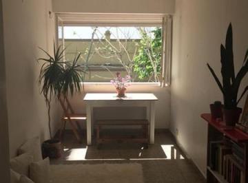 Departamento · 35m² · 2 Ambientes · Lindo 2 Ambientes, Cerca de Estación Olivos. por Escalera.