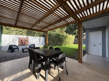 Casa · 115m² · 4 Ambientes · 2 Cocheras · Casa en City Bell a Estrenar