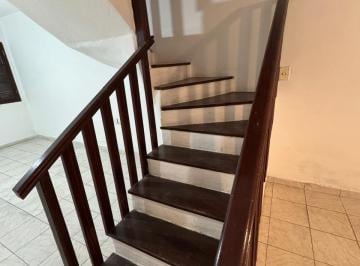 Casa de 7 ambientes, San Miguel de Tucumán · Dueño Vende Duplex