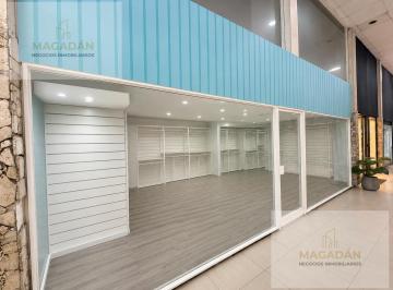 Local comercial · 27m² · Venta - Local en Galeria Naonis - Ramos Mejia