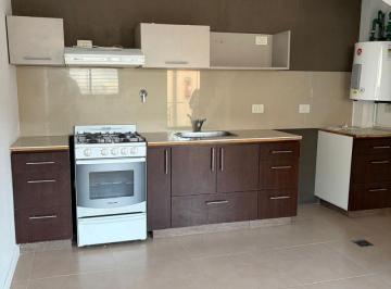 Departamento de 3 ambientes, Godoy Cruz · Forza Alquila - Duplex en B° Bombal Sur, un Dorm, Cochera