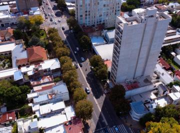 Departamento · 28m² · 1 Ambiente · Monoambiente en Venta - 32 m - Pozo - Av 7 - La Plata