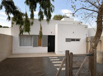 Casa de 2 ambientes, La Plata · Casa en Venta - Calle 21 E/ 657 y 658