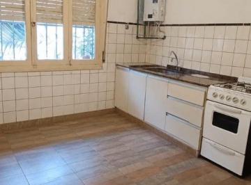 Casa de 4 ambientes, Córdoba · Casa en Alquiler 2 Dorm C/patio