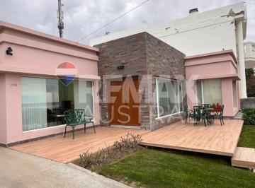 Casa · 316m² · 4 Ambientes · 1 Cochera · Casa 2 Dorm. Rada Tilly Frente Al Mar
