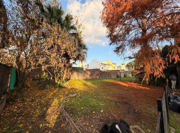Casa · 300m² · 8 Ambientes · 4 Cocheras · Venta - Casa de 4 Dorm. en Fisherton, Rosario