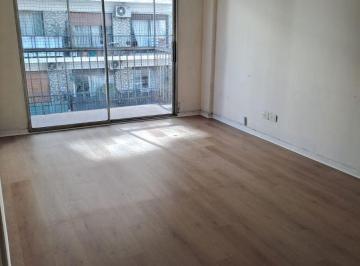 Departamento de 2 ambientes, Balvanera · Tucumán 2113 y Junín