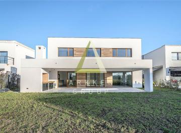 Departamento · 230m² · 5 Ambientes · 2 Cocheras · Departamento en Venta en Lagoon Pilar