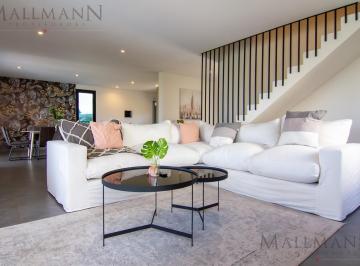 Casa · 208m² · 6 Ambientes · Casa Moderna en Venta 6 Amb Chateau Pilar, Caamaño