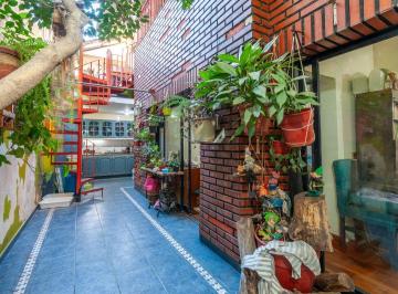 PH de 4 ambientes, Boedo · PH 4 Ambientes Sin Expensas y con Patio