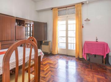 PH · 42m² · 2 Ambientes · Chacarita: Venta PH de 2 Ambientes con Balcon
