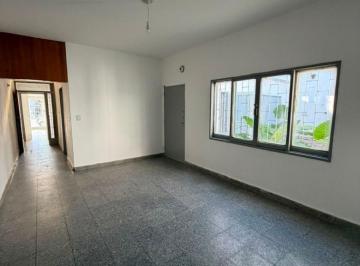 Casa de 6 ambientes, Córdoba · Casa en Alquiler B° Villa Cabrera de 3 Dorm.