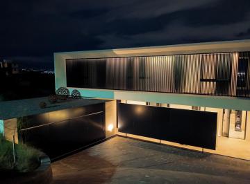 Casa · 700m² · 10 Ambientes · 2 Cocheras · Casa Premium La Deseada Country 4 Dorm.