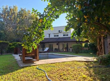 Casa de 10 ambientes, Ciudad de Santa Fe · Casa en Villa California, Sobre Calle Los Pinos. Km 4.5