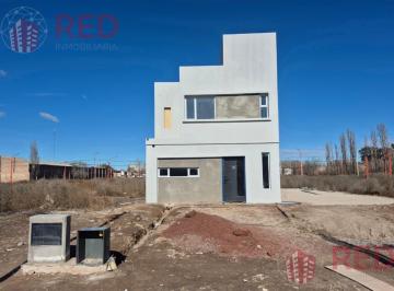 PH · 130m² · 4 Ambientes · 1 Cochera · Vende Duplex 2 Dorm. - Bº Pueblo Norte - Cipolletti