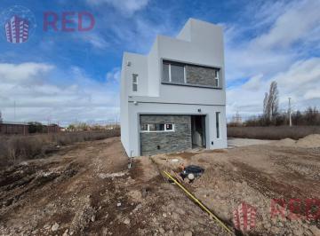 PH · 130m² · 4 Ambientes · 1 Cochera · Vende Duplex 2 Dorm. - Bº Pueblo Norte - Cipolletti