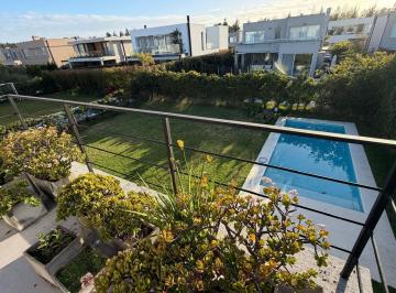 Casa · 200m² · 5 Ambientes · Casa en Alquiler en Castaños, Nordelta, Tigre
