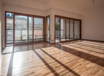 Departamento · 147m² · 4 Ambientes · 1 Cochera · Departamento en Alquiler en La Plata de 3 Dorm..