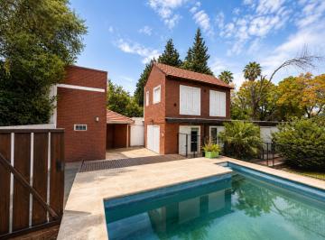 Casa · 130m² · 3 Ambientes · 1 Cochera · Casa en Venta 600 m² con Destino Comercial