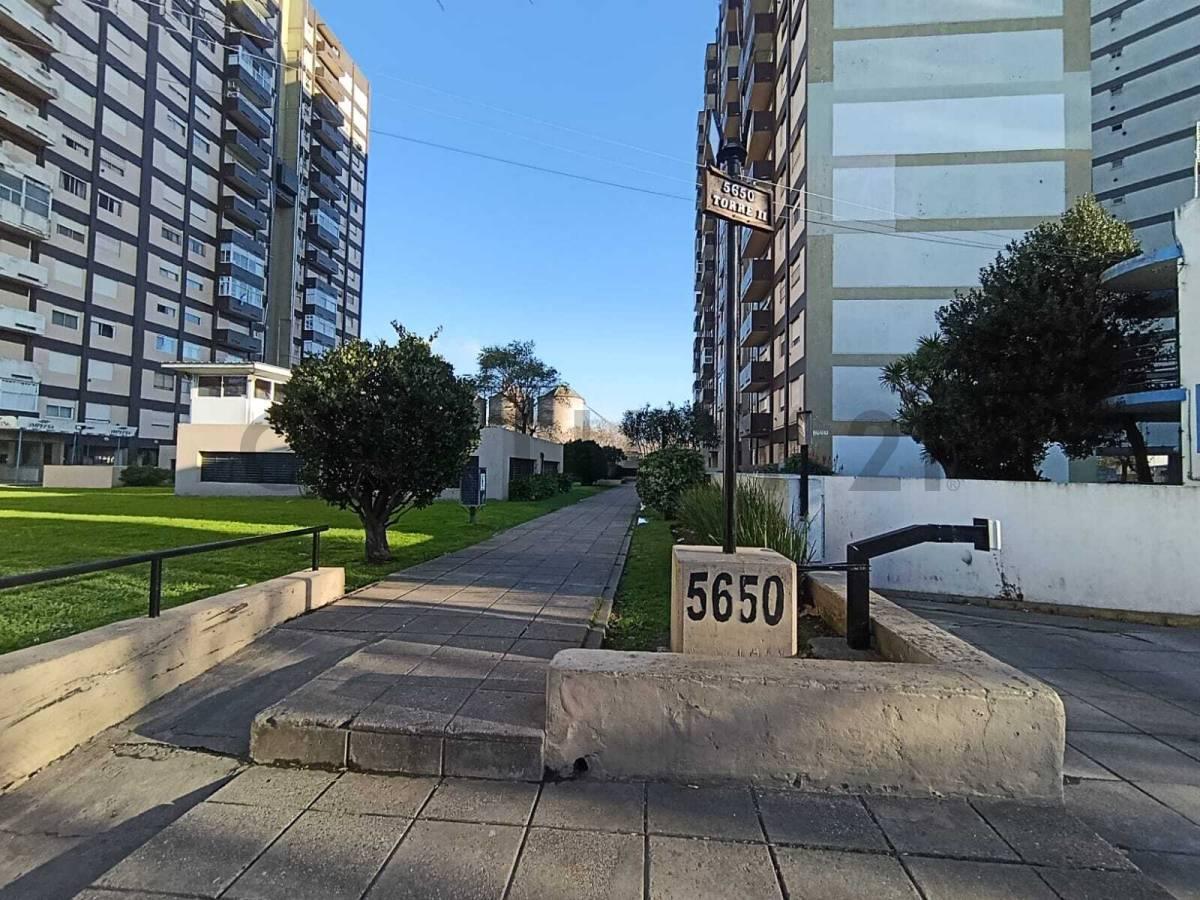 Impecable departamento de 4 ambientes con cochera Apto credito