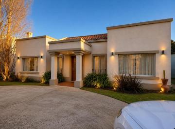 Casa de 4 ambientes, Mar del Plata · Casa Venta en Rumencó