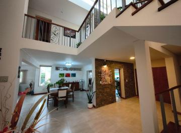 Casa de 10 ambientes, Vistalba · Importante Casa en Venta en Vistalba, Luján de Cuyo