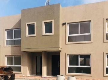 PH de 3 ambientes, Berazategui · Excelente Duplex en Alquiler en Juan Maria Gutierrez