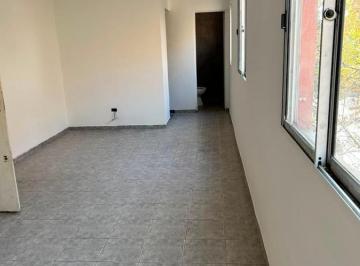 Oficina comercial · 33m² · Oficina en Primer Piso, Moreno Centro