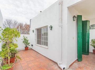 PH · 39m² · 2 Ambientes · Venta de PH de Dos Ambiuentes. con Patio Propio. Luminoso. Parque Cha